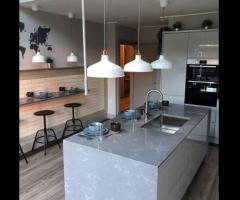 Modern penthouse/Studio room with en-suite and private dressing room London