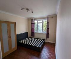 2 Bed Maisonette, Harcourt Road, WD23 Bushey