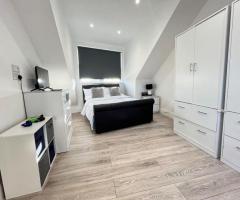 1 Bed Flat, Bushey Grove Road, WD23