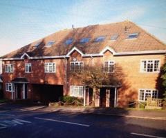 2 Bed Flat, Eskdale Avenue, Chesham HP5
