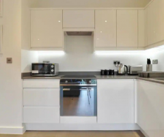Short Term Rental Studio Flat, Ziggurat House, St Albans,AL1