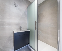 Stunning  - Ideal For First-Time Buyers Or Buy To Let Investors, Rippolson Road, Plumstead SE18