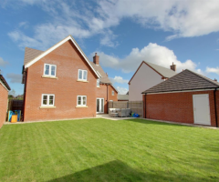 Rushington Meadow, Weston Turville - 11