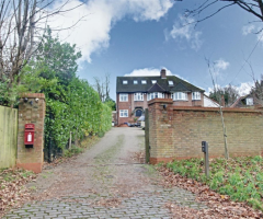 Dunstable Road, Studham