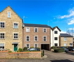 Callaghan Court, High Street