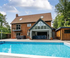 5 bedroom detached family house Ashlyns Grove, Berkhamsted, HP4
