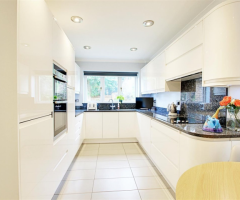 Tylers Close, Kings Langley - 6