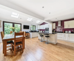 Highfield, off Love Lane, Kings Langley - 9