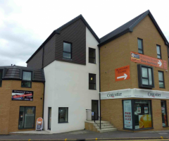 WATFORD, Bushey Arches, Chalk Hill Super top floor apartment