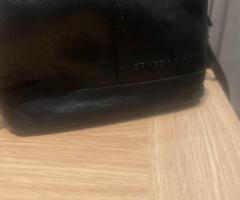 Ideal condition luxury leather women's bag