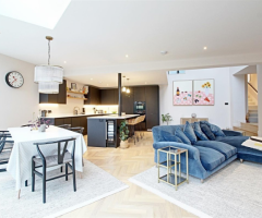 Modern style and unique character 4 bedrooms family house Ashlyns Road, Berkhamsted