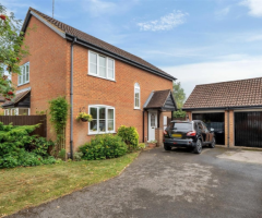 3 bed detached house for sale Alyngton, Northchurch, Berkhamsted HP4