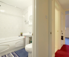 2 bed flat for sale Greenes Court, Lower Kings Road, Berkhamsted HP4 - 8