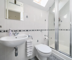Wonderful detached family home Botley Road, Chesham - 13