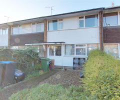 3 bed terraced house for sale Longbridge Close, Tring HP23