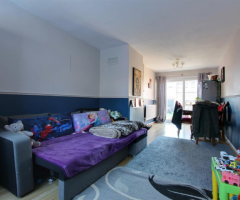 3 bed terraced house for sale Longbridge Close, Tring HP23