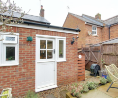2 bed end terrace house for sale Albert Street, Tring HP23 - 9