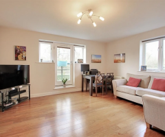 2 bed flat for sale Ovaltine Drive, Kings Langley WD4