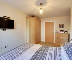 2 bed flat for sale Ovaltine Drive, Kings Langley WD4 - 7