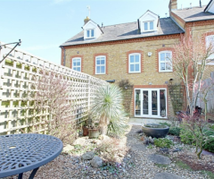Cowper Road, Berkhamsted - 11