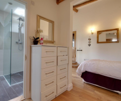 The Barn, New Hall Mews, Bovingdon - 9