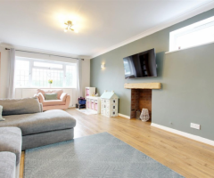 Sulgrave Crescent, Tring HP23 - 6