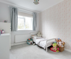 Sulgrave Crescent, Tring HP23 - 9
