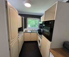 SPACIOUS ONE BED FLAT CARPENDERS PARK, By the Wood, Cholesbury