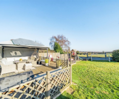 Meadow Way, Kings Langley - 13