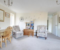 2 bed flat for sale Saddlers Walk, High Street, Kings Langley