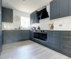 Chiltern Hills Close, Aldbury, Tring