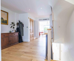 A stunning newly renovated 3 bedroom, 4 Storey Victorian Townhouse , Architect -Designed - 6