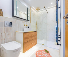 A stunning newly renovated 3 bedroom, 4 Storey Victorian Townhouse , Architect -Designed - 18