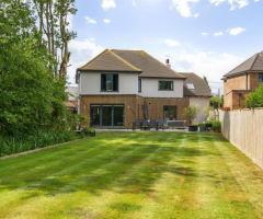 London Road, Aston Clinton