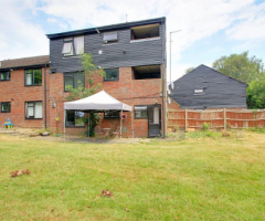 The Bourne, Bovingdon