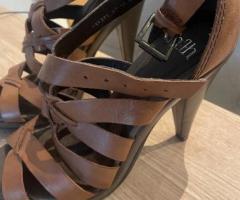 Natural leather women's high heel shoes size 3-4