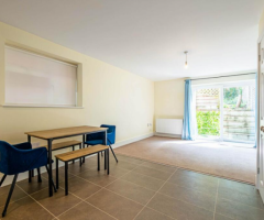 Stunning two bedroom House - 7