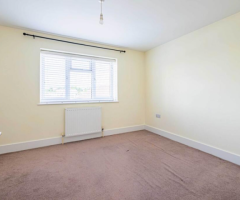 Stunning two bedroom House - 10