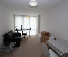 K D Tower, Cotterells, Hemel Hempstead, Hertfordshire, HP1 - 6