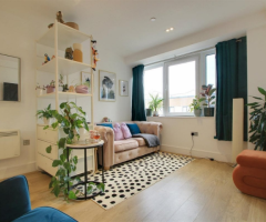 Pinnacle House, Kings Langley