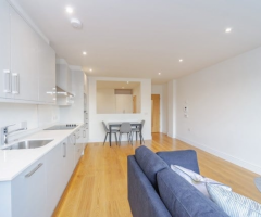 Studio Flat, Park Avenue, WD23