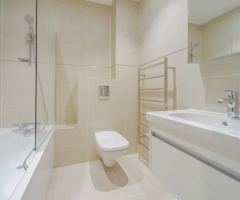 Studio Flat, Park Avenue, WD23 - 6
