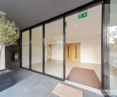 Studio Flat, Park Avenue, WD23 - 8
