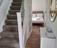 5 Bed Detached House, Hunting Gate, HP2 - 6
