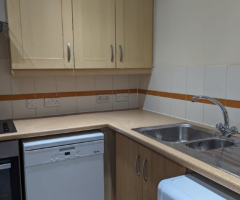 2 Bed Flat, Greatacre, HP5