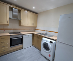 2-bedroom, 2-bathroom flat in a peaceful residential area of Chesham