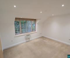 2-bedroom, 2-bathroom flat in a peaceful residential area of Chesham - 6