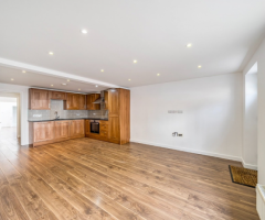 1 Bed Flat + basement, Queens Road, WD17