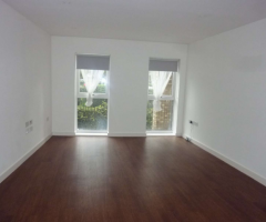 STANMORE, Royal Court