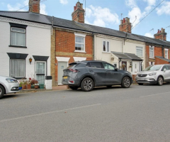 Tring Road, Wilstone